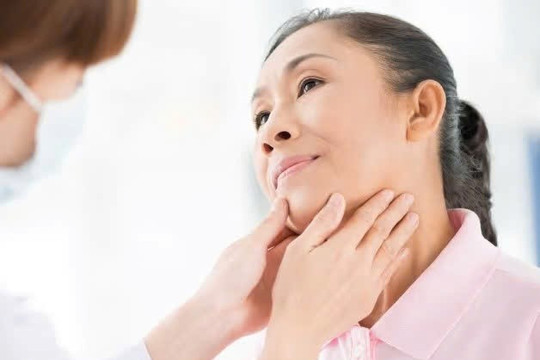 Căn bệnh ung thư phụ nữ có khả năng mắc cao gấp 4 lần đàn ông, ảnh hưởng đến khả năng sinh sản