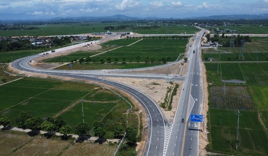 Vừa sang năm mới, Đèo Cả liên tiếp đón tin vui với loạt dự án nghìn tỷ tại miền Trung