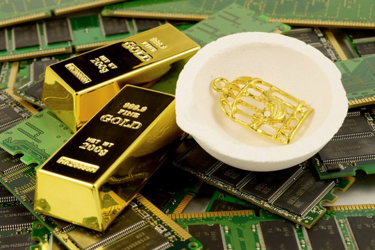 Hé lộ công nghệ thu hồi hơn 98% vàng từ 'rác thải' trong chưa đầy 20 phút