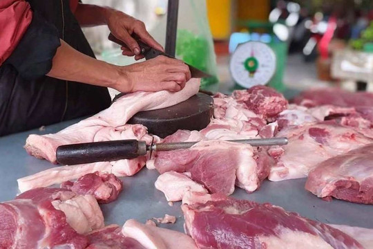 Bộ Nông nghiệp và Môi trường yêu cầu xử lý, công khai vi phạm an toàn thực phẩm