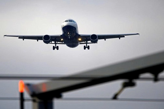 Máy bay Nga liên tục hạ cánh, Iran đang chuyển lượng vàng lớn ra nước ngoài?