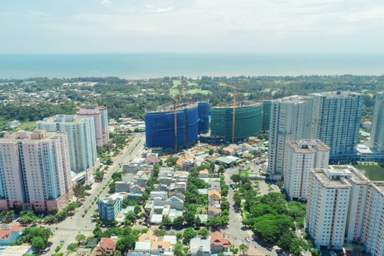 Dòng tiền đầu tư 'áp đảo' thị trường bất động sản