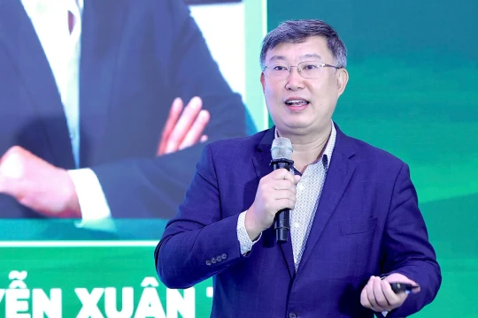 Kinh tế phục hồi chữ K, năm 2026 'đặt cược' vào đầu tư công