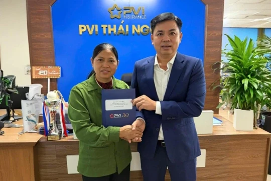 Ăn Cùng Bà Tuyết mua bảo hiểm cho từng sản phẩm đồ ăn vặt, mức đền bù lên tới 10 tỷ đồng cho mỗi vụ việc