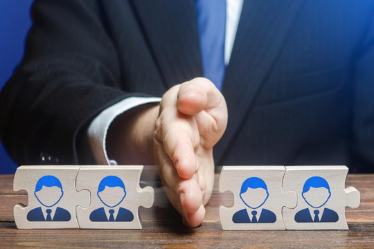 ACBS: Ngân hàng mạnh tay cắt giảm nhân sự và thu hẹp mạng lưới trong giai đoạn số hóa