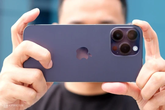 40 chiếc iPhone 14 Pro Max bị tịch thu được mang ra đấu giá, giá khởi điểm chỉ 6,1 triệu đồng/máy