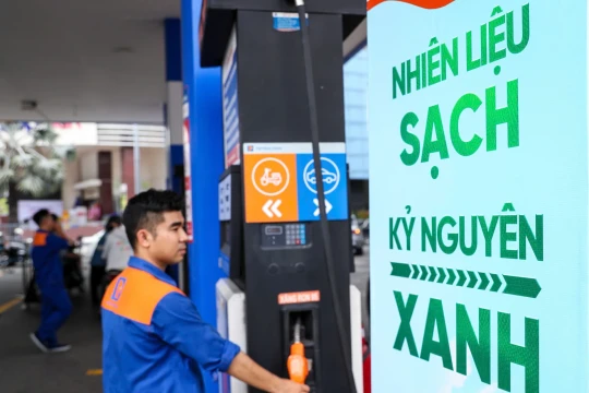 Sắp ban hành nghị định mới, doanh nghiệp xăng dầu được kê khai và tự quyết giá bán