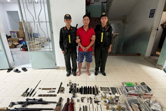 Khám xét khẩn cấp 18 địa điểm, bắt Nguyễn Huỳnh Vũ, thu giữ 21 khẩu súng, hơn 4.000 viên đạn