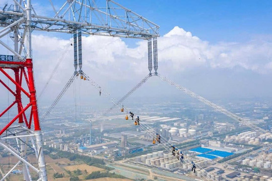 Trung Quốc bất ngờ dừng hoàn toàn nhập khẩu điện từ Nga dù hợp đồng còn 11 năm: Chuyện gì xảy ra?