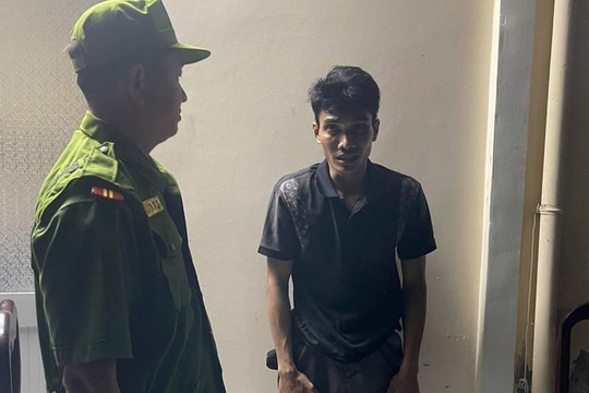 Khống chế, bắt khẩn cấp Nguyễn Văn Nhớ SN 1999