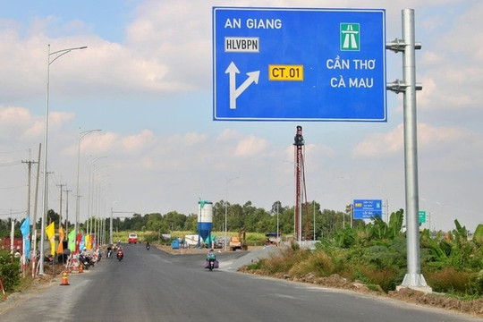 Đoạn Cao tốc Hậu Giang - Cà Mau được thông xe, kỳ vọng sớm rút ngắn thời gian từ TP.HCM đến Cà Mau còn khoảng 3,5 giờ