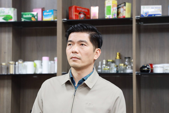 200 cán bộ chiến sĩ truy quét đường dây thực phẩm chức năng giả quy mô 1.800 tỷ đồng: Khởi tố Đoàn Trung Đức - Tổng GĐ Medistar Việt Nam