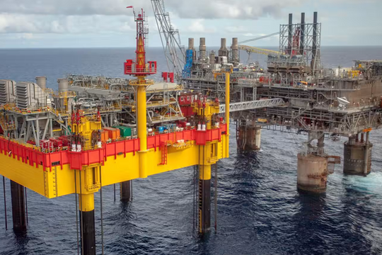 Láng giềng Việt Nam phát hiện 'mỏ kho báu' lớn chưa từng có, đủ cung cấp điện cho hơn 5 triệu hộ gia đình, 9.500 tòa nhà