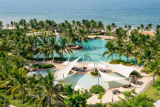 The Pearl Hội An bị ‘tuýt còi’