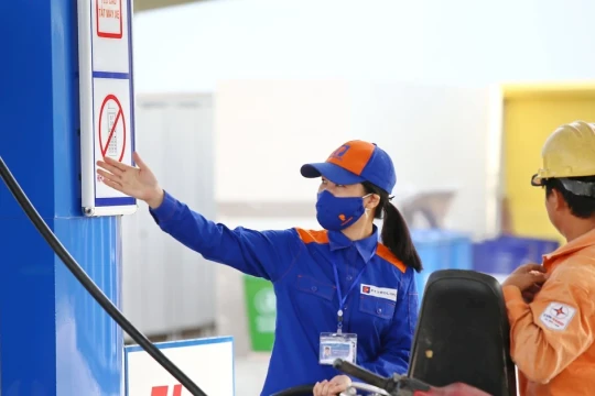 Giá xăng dầu ngày mai ra sao?