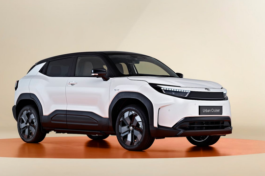 Không dồn dập, Toyota mở bán mẫu SUV điện giá chỉ 450 triệu: Ngoại thất khác biệt, được trang bị 7 túi khí cùng phanh điện tử và hỗ trợ lái cấp 2