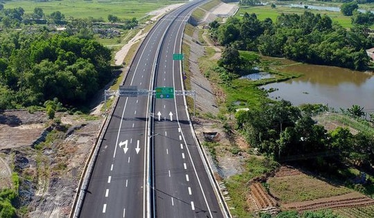 Thủ tướng ra chỉ đạo nóng về nâng cấp các tuyến cao tốc phân kỳ
