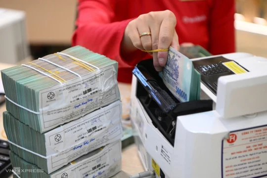 Tín dụng tăng nóng 19%, NHNN phát lệnh Chỉ thị 01: Siết kỷ luật, nắn dòng vốn năm 2026