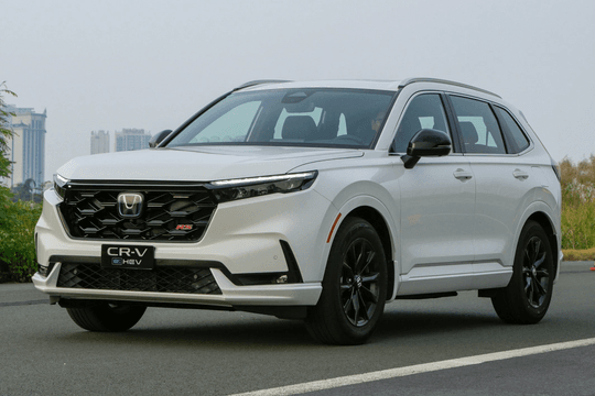 Honda CR-V e:HEV ‘chốt’ ngày 2/2 tới sẽ ra mắt, khách Việt sẽ thích vì thiết kế đẹp hơn: Trang bị gói an toàn vượt bậc, giá ‘rẻ như cho’ không?