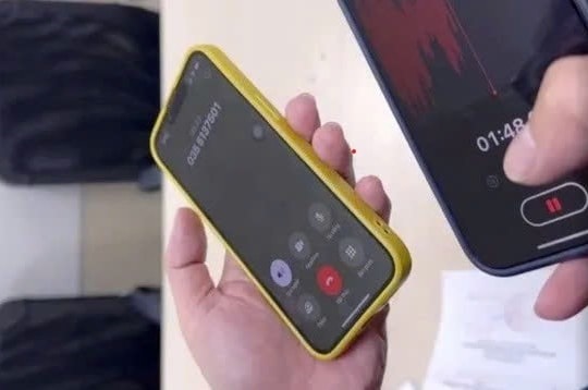 Cụ bà mất trắng 20 triệu vì nhắn tin cho ‘cháu trai’