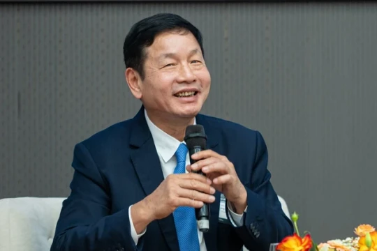 Chủ tịch Trương Gia Bình đề xuất lập Liên minh Chip Việt Nam, khẳng định: FPT khát khao làm việc cùng Viettel
