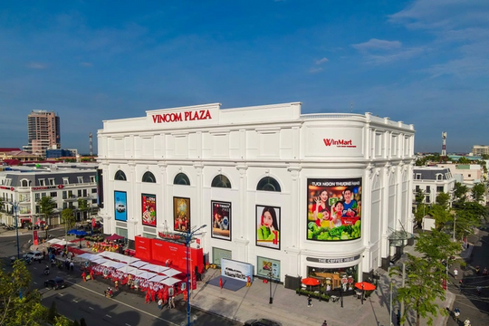 Vincom Retail (VRE) lãi ròng 6.446 tỷ đồng, sở hữu 90 TTTM trên cả nước
