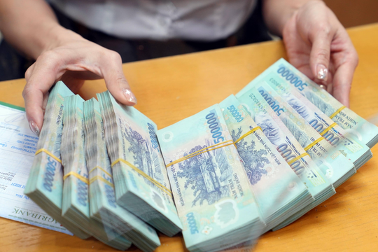 Mức tiền thưởng khi nhận Huy hiệu 30 năm tuổi Đảng, cần biết để hưởng đúng quyền lợi theo quy định mới nhất