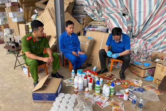 Khám xét khẩn cấp nhiều địa điểm tại 8 tỉnh thành, thu giữ 7.000 chai và 14.000 gói thuốc giả, bắt Giám đốc Nguyễn Văn Tám