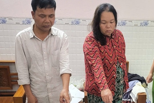 Bắt khẩn cấp vợ chồng Nguyễn Quang Tuấn, thu giữ 10 điện thoại di động cùng nhiều tài sản có giá trị