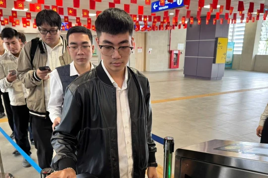 Metro Nhổn - Ga Hà Nội bắt đầu soát vé định danh, sinh trắc học