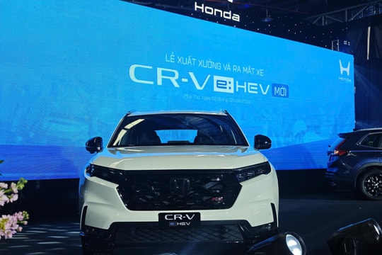 Honda Việt Nam chính thức trình làng CR-V e:HEV thế hệ mới, phiên bản hybrid e:HEV L lần đầu xuất hiện