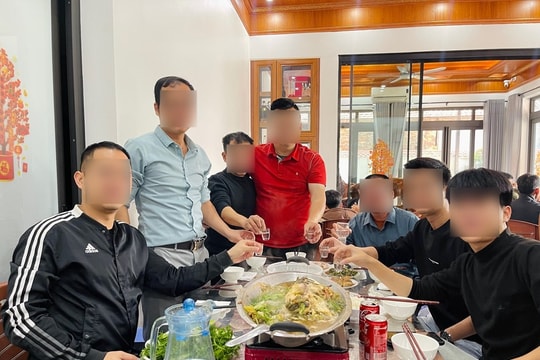 Phát hiện cơ thể có những dấu hiệu này sau khi uống rượu dịp Tết, hãy khẩn trương đến bệnh viện để được cấp cứu