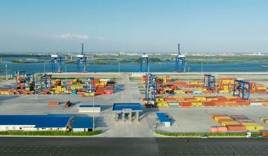 Cảng biển hơn 20.000 tỷ lớn nhất Đồng Nai liên tiếp đón tin vui