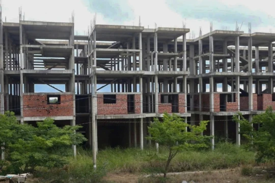 Dự án nhà ở xã hội hơn 700 tỷ đồng bị bỏ hoang