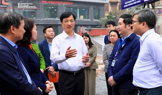 Bí thư Thành ủy Hà Nội yêu cầu xử lý dứt điểm nhà siêu mỏng, siêu méo dọc tuyến Vành đai 2,5