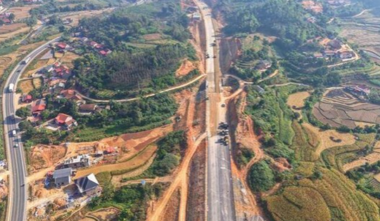 Tết Nguyên đán, tạm vận hành cao tốc 12.000 tỷ do Đèo Cả thi công, giảm tải cho tuyến quốc lộ dài nhất cả nước