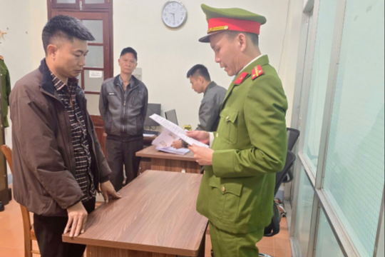 Khởi tố Nguyễn Công Nguyên, tịch thu 699,89g vàng, 156kg bạc cùng 880 triệu đồng tiền mặt