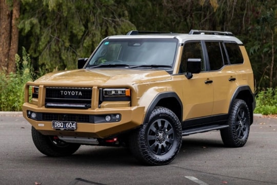 Toyota Land Cruiser Prado Altitude 2026: Vũ khí mới cho dân chơi Off-road nâng cấp, mượn công nghệ từ Lexus GX