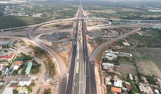Đề xuất khai thác gần 38km cao tốc 21.000 tỷ đồng nối hai tỉnh, thành giàu nhất Việt Nam dịp Tết Bính Ngọ 2026