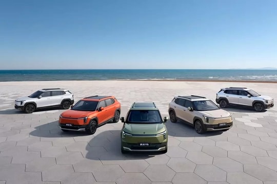 SUV điện sắp về Việt Nam với khoang hành lý 500 lít, trần kính toàn cảnh, ADAS cấp 2, nghe xong giá giật mình