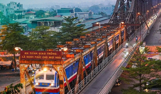Cây cầu thép có tuổi đời lớn nhất Việt Nam chính thức hoạt động trở lại