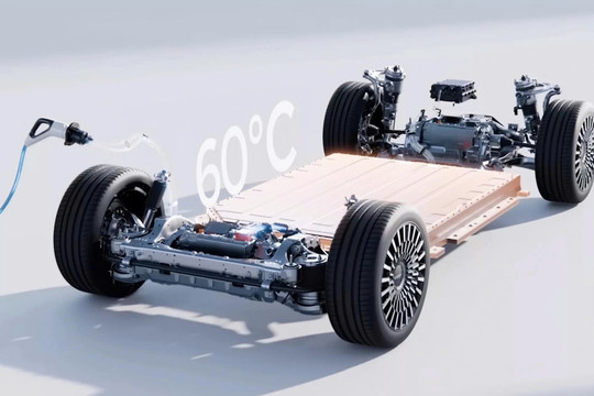Nhà sản xuất pin cho VinFast công bố đột phá gây choáng: Pin 1,8 triệu km, sạc siêu nhanh mà không giảm tuổi thọ