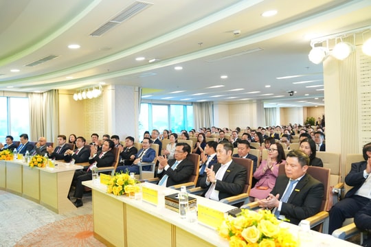 "Tam giác chiến lược" của Nam A Bank: Chuẩn mực - Hạ tầng - Vốn cho hành trình xanh hoá VIFC - HCMC