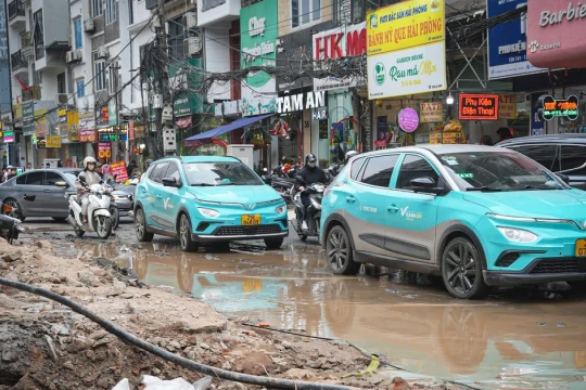 'Nắng bụi, mưa lầy' trên đường Nguyễn Tuân: Đẩy nhanh tiến độ, gỡ 'khổ' cho dân