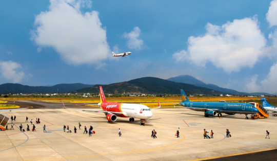 Sân bay quốc tế đầu tiên của khu vực Tây Nguyên: Xuất hiện tình trạng xuống cấp nghiêm trọng, 3 tuần nữa đóng cửa