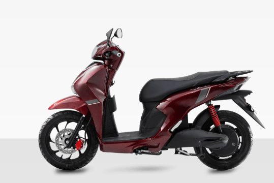 Xe điện 23,5 triệu đồng chạy tới 100 km/lần sạc: Lựa chọn thực dụng cho người đi lại hằng ngày?
