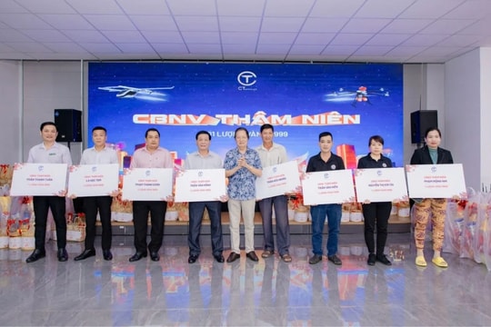 Tạp vụ, bảo vệ nhận thưởng một lượng vàng 9999: Chuyện thưởng thâm niên khó tin nhưng có thật tại một tập đoàn