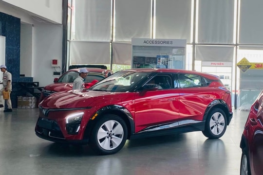 Sau 1 năm sử dụng và lăn bánh 60.000km, chủ xe VinFast VF 7 S quyết định bán: Tuyên bố rõ tình trạng chiếc xe cùng giá