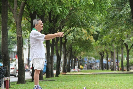Người đàn ông bị cướp nhẫn vàng khi đi tập thể dục buổi sáng
