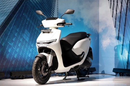 Mẫu xe máy điện của Honda giá hợp lý sẽ được bán từ 26/3 tới: Thiết kế thể thao, khách Việt sẽ đón đợi vì nhiều công nghệ, miễn phí đổi pin tại trạm sạc